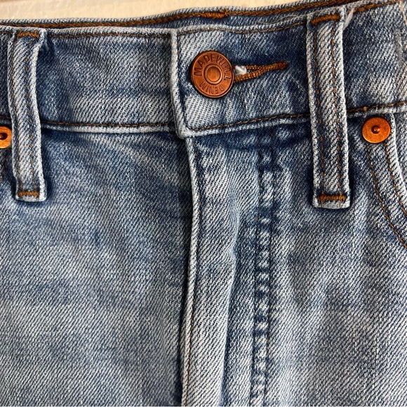 Madewell high rise denim shorts in Watt wash: Summerweight edition - Picture 5 of 12